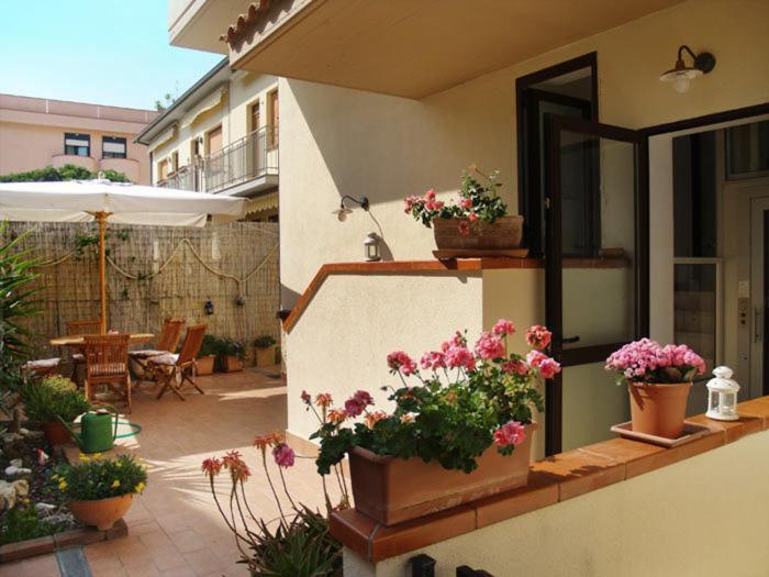 Residence Teclini Castiglione della Pescaia Exterior foto